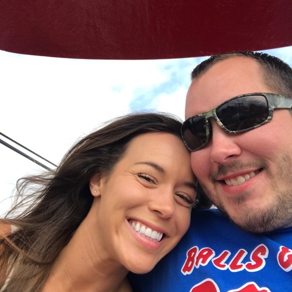 Meet your Posher, Taylor - Picture 1 of 1